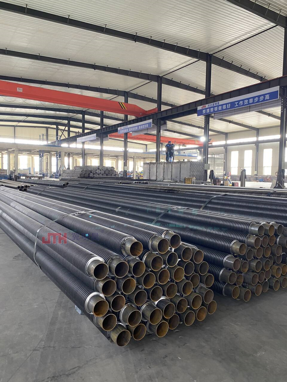 海亮股份：公司自产内螺纹铝管和微通道扁管产品-第2张图片