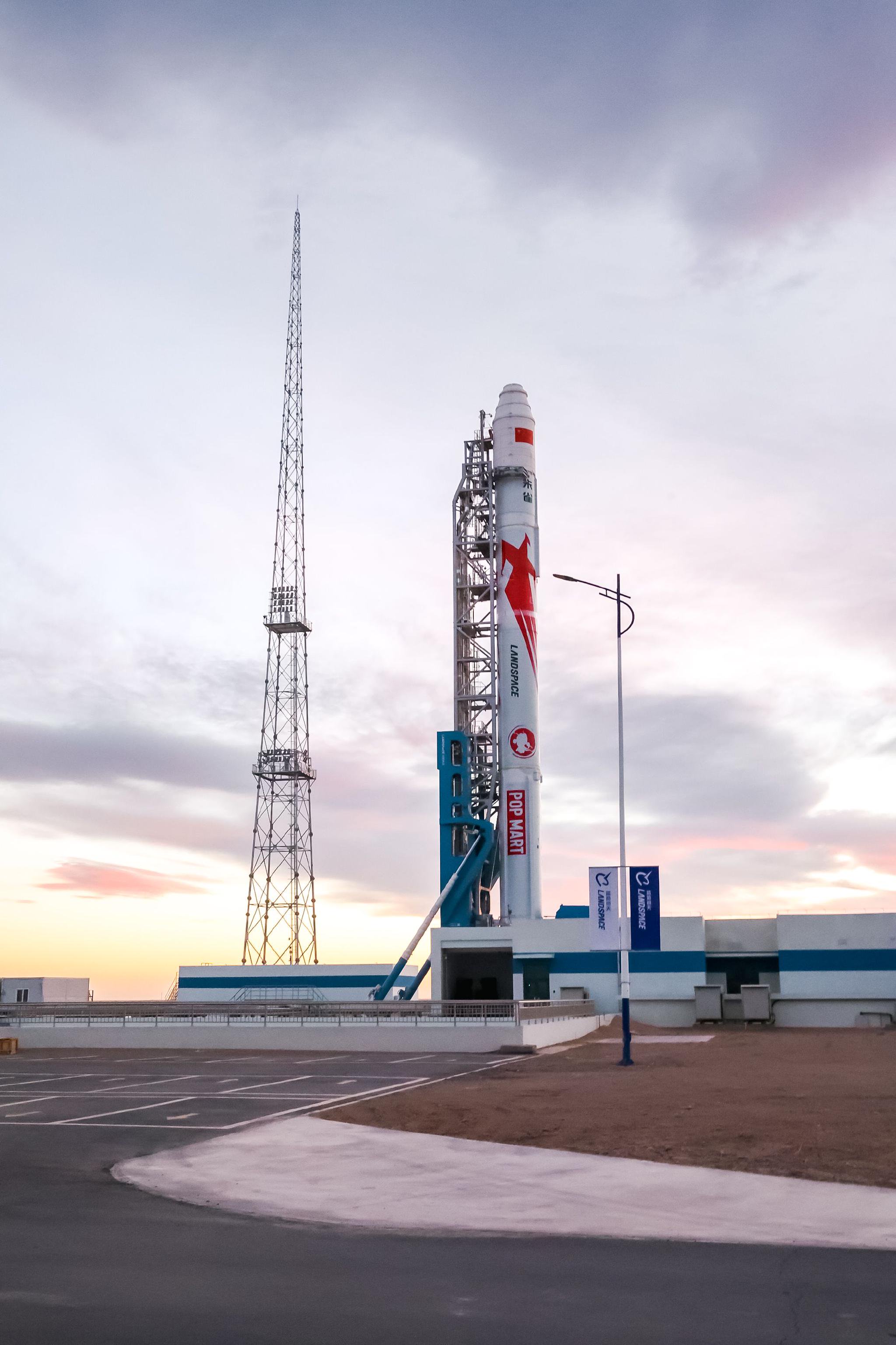 59岁长征十一号总指挥,带出百亿航天公司,还把泡泡玛特送上太空-第1张图片